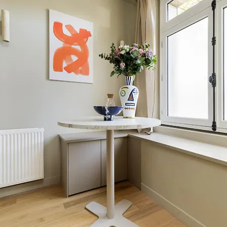 Apartment Sereners Celestins Paris